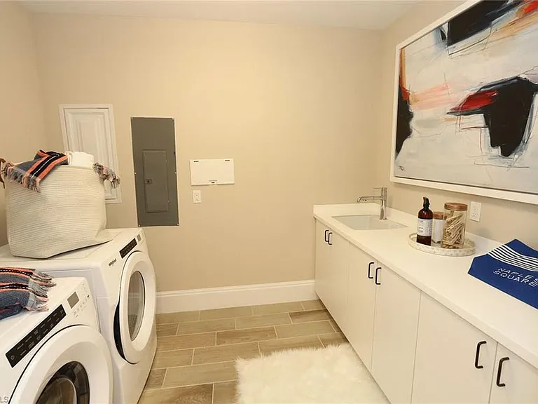1135 3rd Ave S #517 — Photo 26