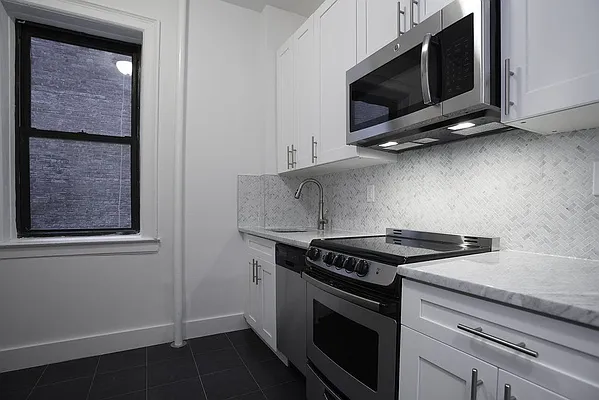 Rented by OGI Management | media 15