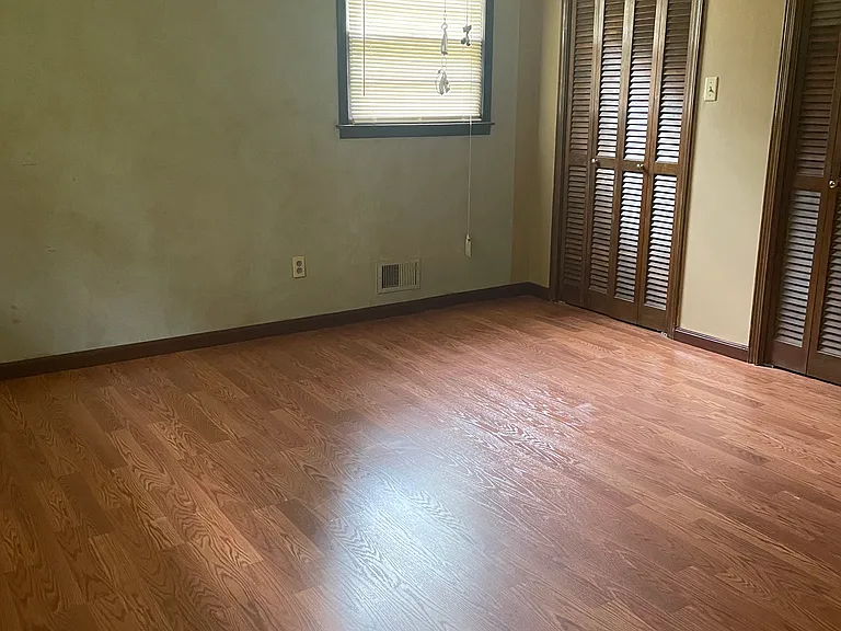 920 Forrest Cir SE — Photo 8