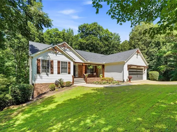 212 Oak Hollow Ct, White, GA 30184