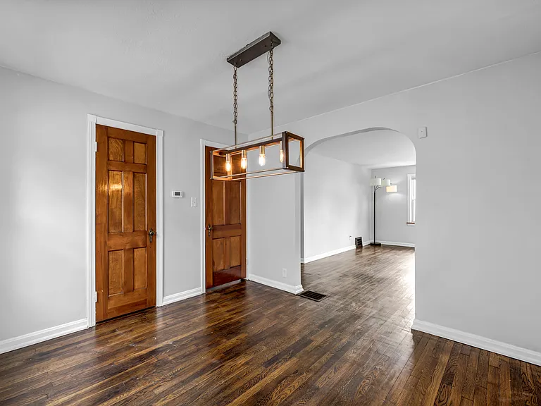 5505 South Blvd — Photo 10