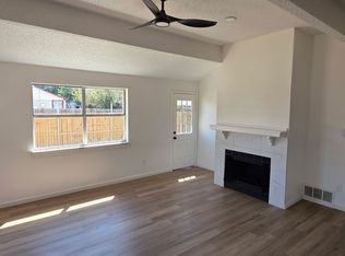 414 Valley Mills Dr, Arlington, TX 76018