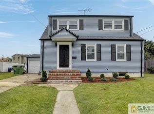 56 Sharon Ave, Edison, NJ 08817