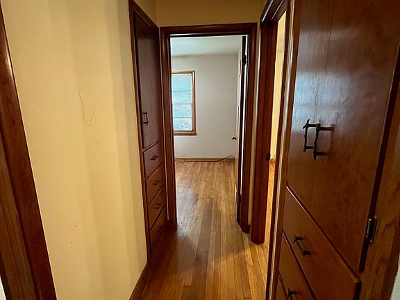 4th image of 511 Fleetwood Dr