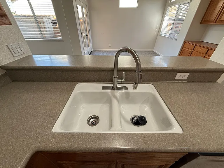 1836 Encina Ave — Photo 27