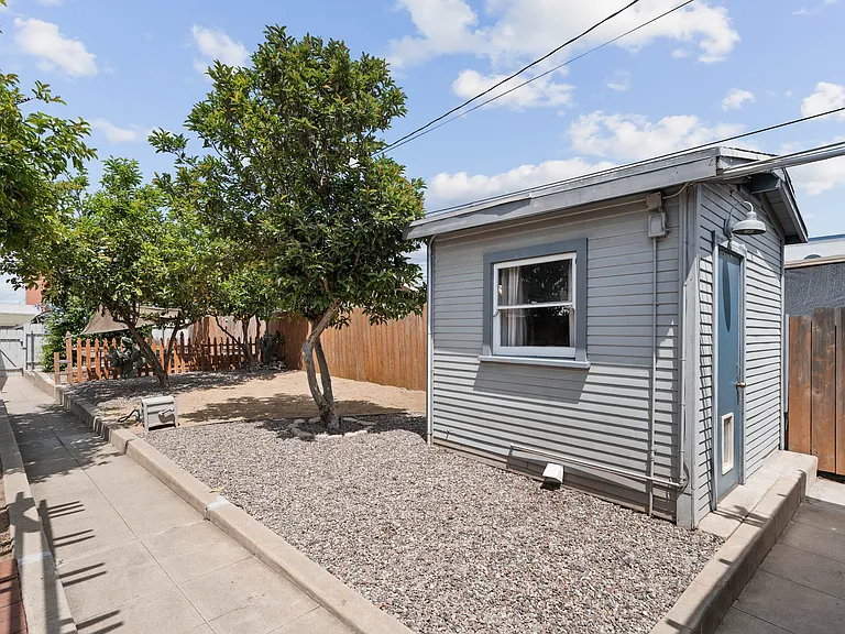 1736 Kearney Ave — Photo 27