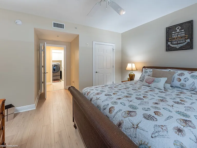 3313 Sunset Key Cir #403 — Photo 36