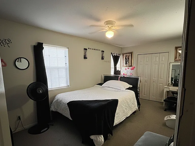 431 Sentry Oaks Dr — Photo 4