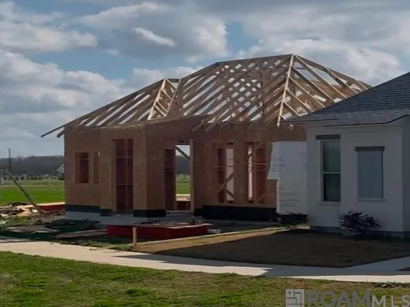 672 Saint Andrew Ln, Gonzales, LA 70737