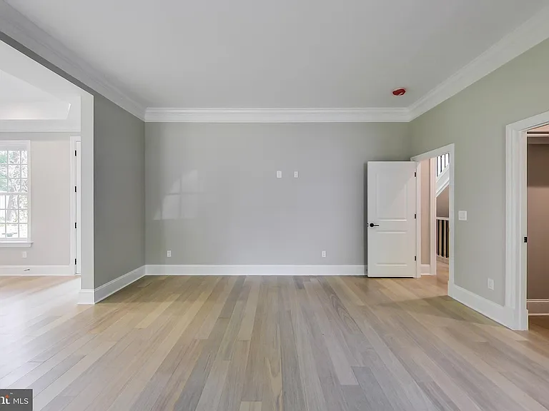 3104 Sleepy Hollow Rd — Photo 63