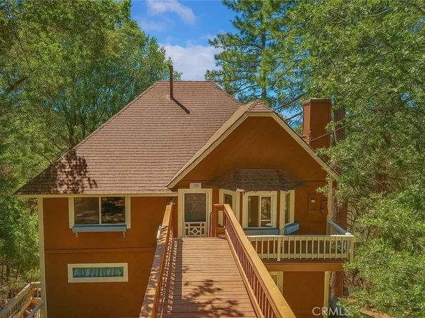 1358 Golden Rule Ln, Lake Arrowhead, CA 92352