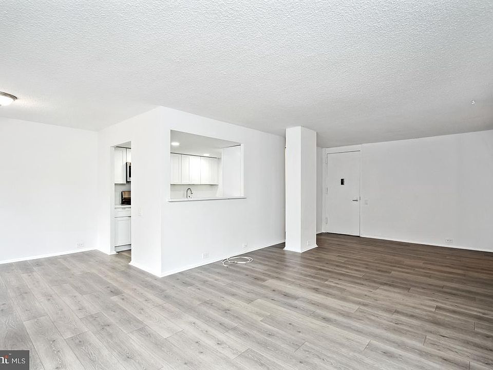  1326 Spruce St Philadelphia, PA, 19107 - Apartments for Rent 