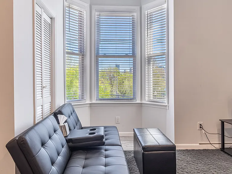 91 Palisade Ave #2 — Photo 2