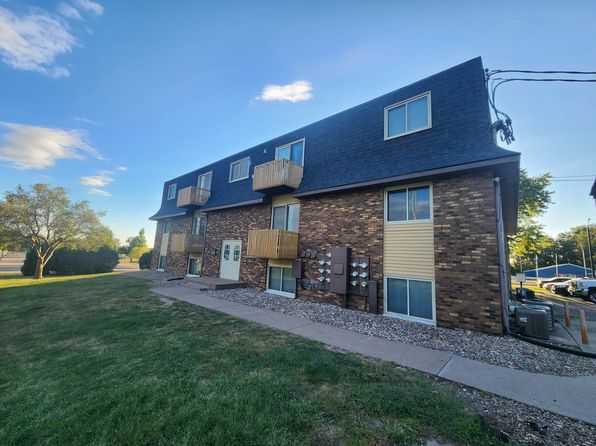 105 S Houser St APT 301, Muscatine, IA 52761