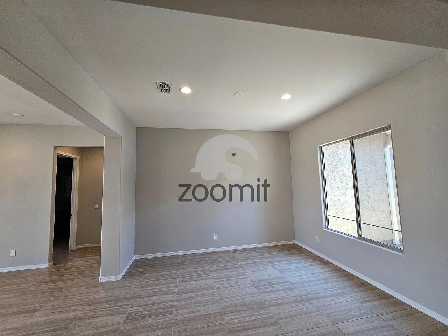4 bed, 2.5 bath, 2669 sqft, $3,250 — Photo 4