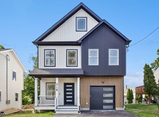 318 Halsey Rd, Parsippany, NJ 07054