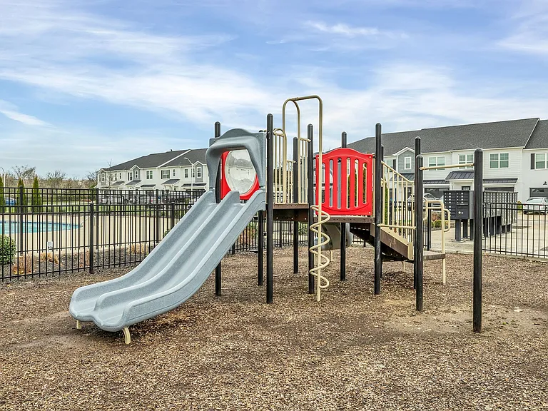 4236 Spyglass Dr — Photo 24