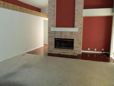 4th image of 11906 Wandsworth Dr