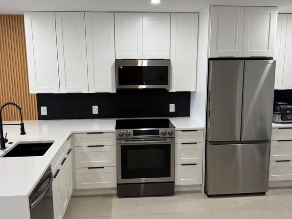 4539 Luxemburg Ct APT 102