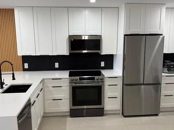4539 Luxemburg Ct, Lake Worth, FL