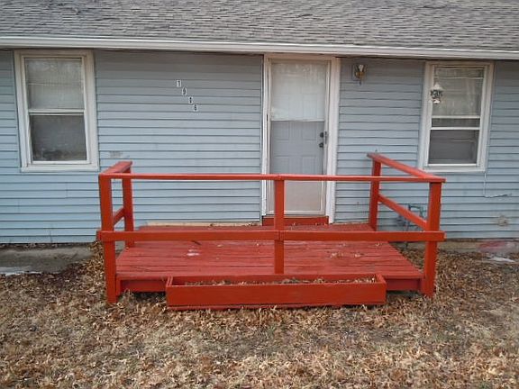 2nd image of 1901 Hazel St