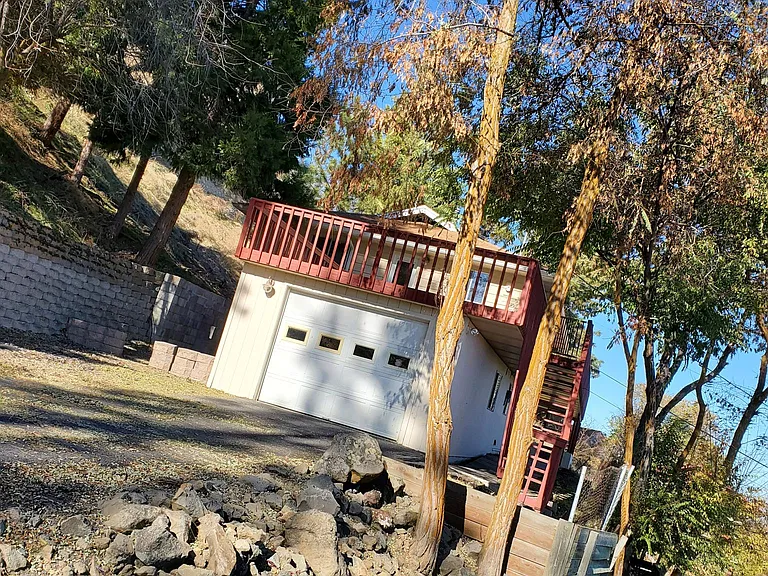 1663 Lakeshore Dr — Photo 15