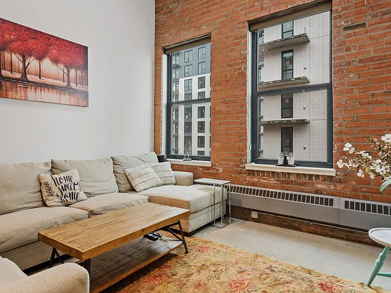 250 Park Ave #712 — Photo 2