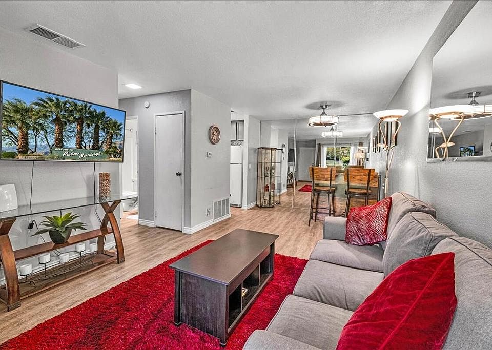 1st image of 2860 N Los Felices Rd Unit 101