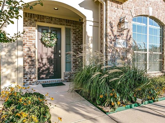 3rd image of 6256 Chalk Hollow Dr