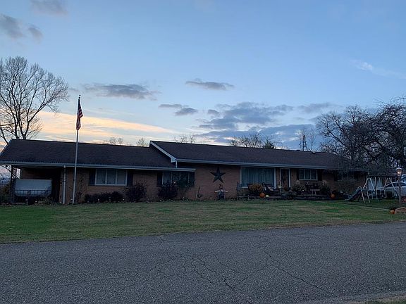 3rd image of 171 Skyline Dr