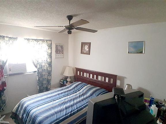 5th image of 4988 Sherry St