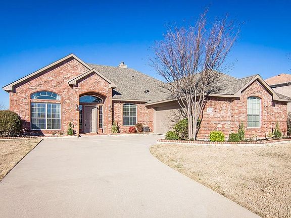 2nd image of 651 Stefhanie Dr