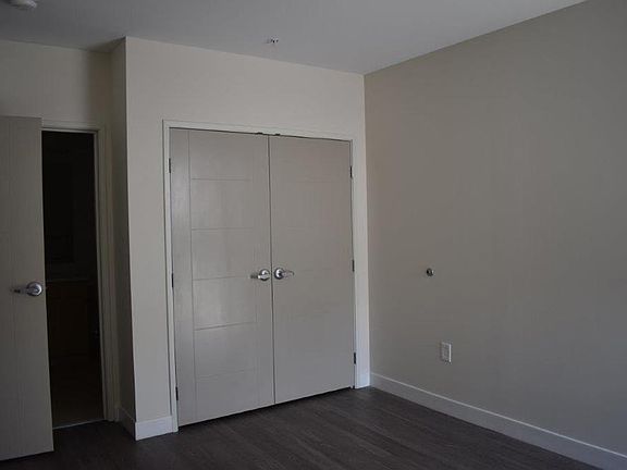 5th image of 1464 E 105th St #2