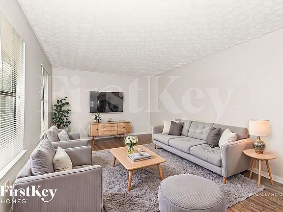 3rd image of 7094 Apache Ln