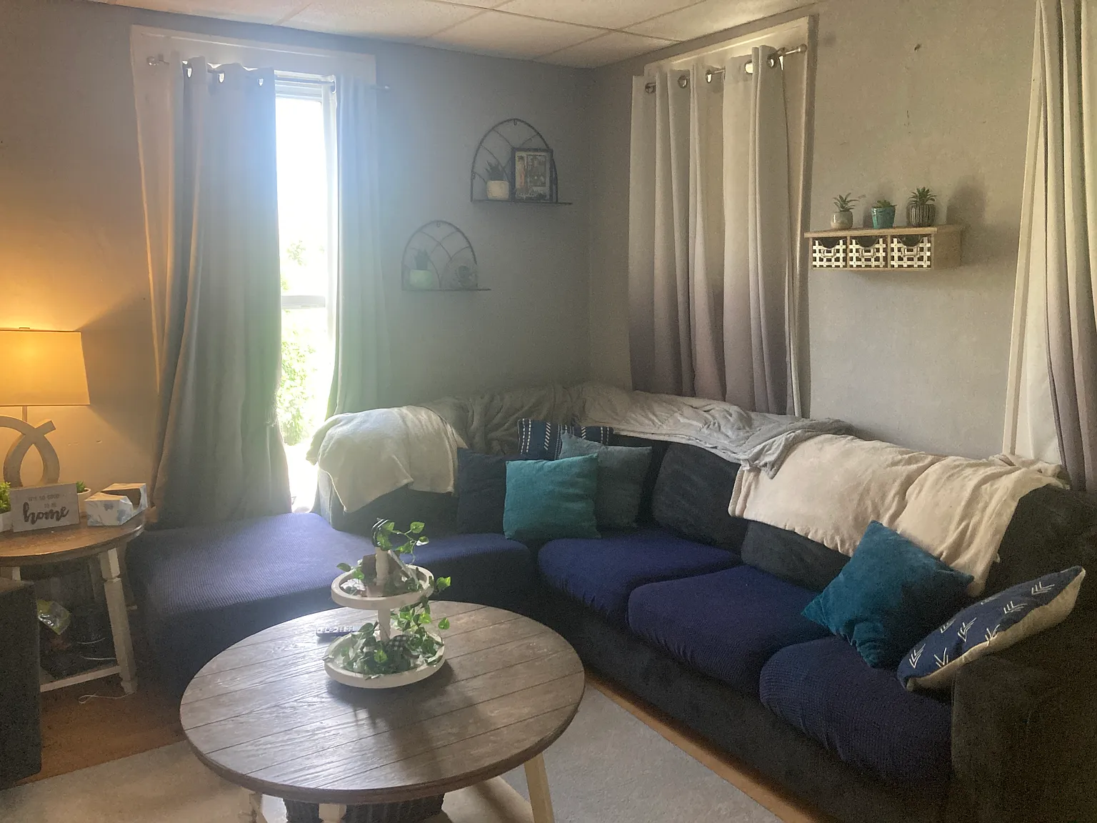 3 bed, $850 — Photo 2