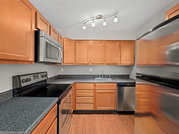 3rd image of 1240 Clarkson Ct #1240