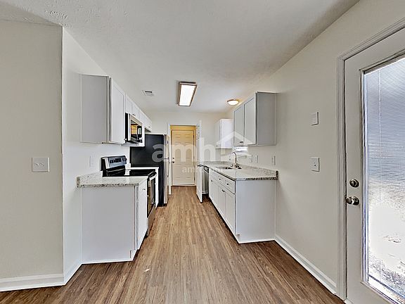 5th image of 1624 Jo Ann Dr