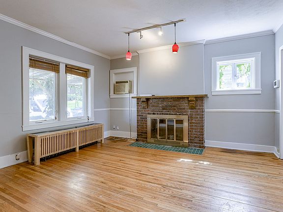 4th image of 312 N 43rd St