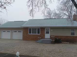 310 Main St, Stanton, ND 58571