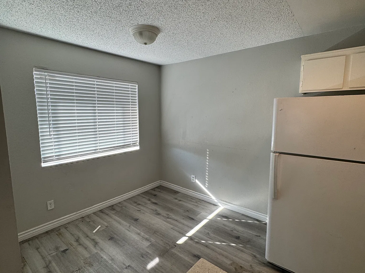 2 bed, 739 sqft, $1,050 — Photo 3
