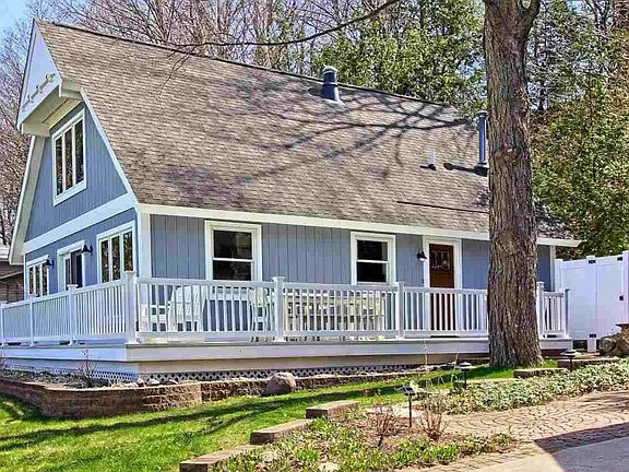 5th image of 10398 Peninsula Dr