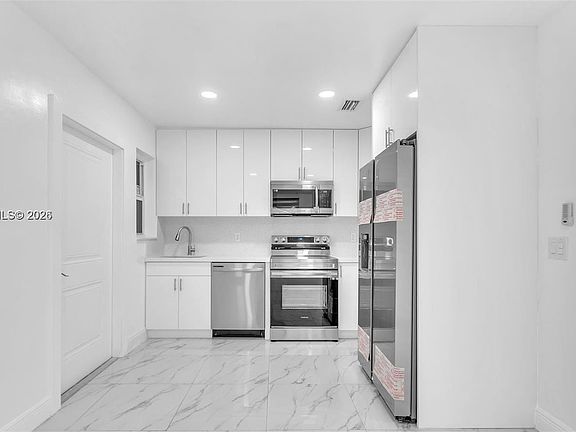 4th image of 3375 SW 1st St