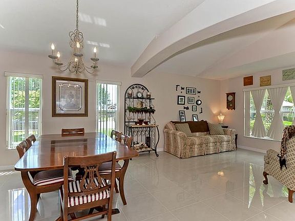 4th image of 15107 Tealrise Way