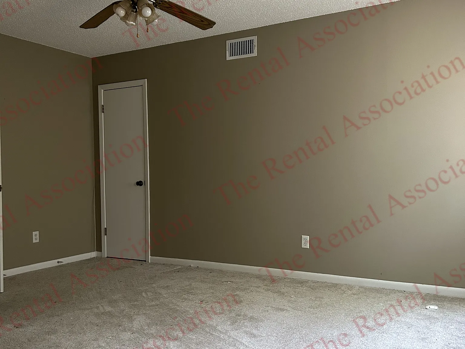 R- 541 Melton Drive - 1 — Photo 2