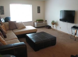 3457 Sheridan Rd APT 112, Zion, IL 60099