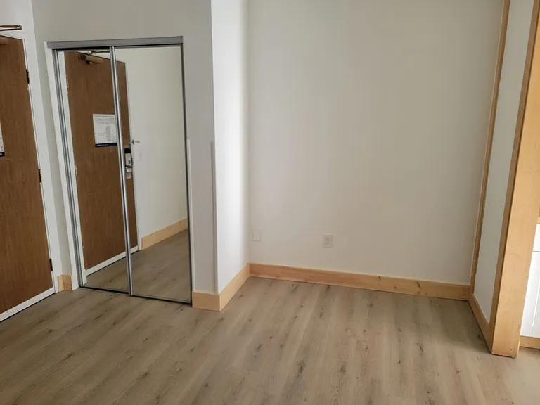 Ski Town Apartments — Photo 68