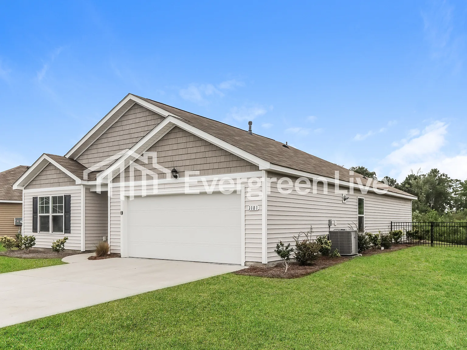 1181 Ridgeford Drive — Photo 4