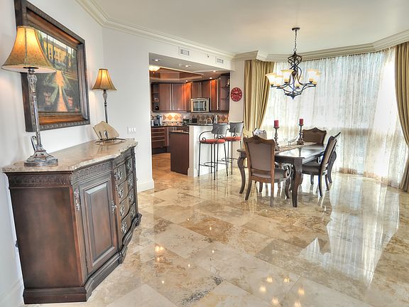 5th image of 411 N New River Dr E APT 601