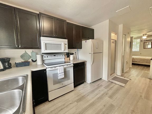 5th image of 1918 9th Ave APT 3