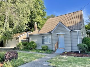 388 NW Sherman St, Sheridan, OR 97378